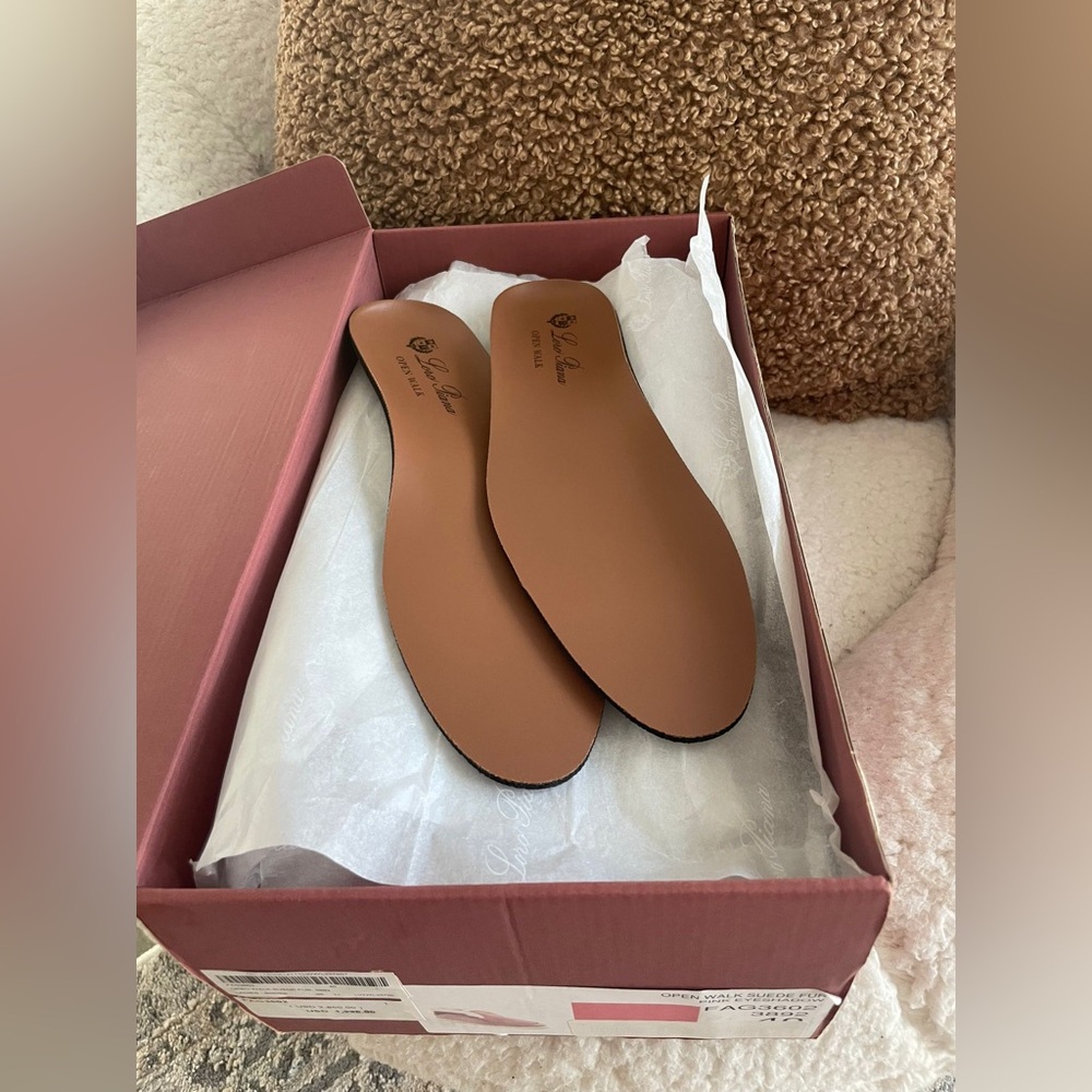 Loro Liana Chukka Boots - Picture 7 of 13
